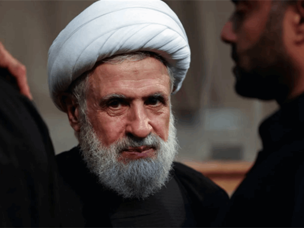 شيلوها من قاموسكن".. نعيم قاسم: لن نسمح لأحد أن ينزع سلاح حزب الله