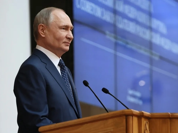 بوتين يعلن عن هدنة مفاجئة في أوكرانيا لثلاثة أيام خلال أيار