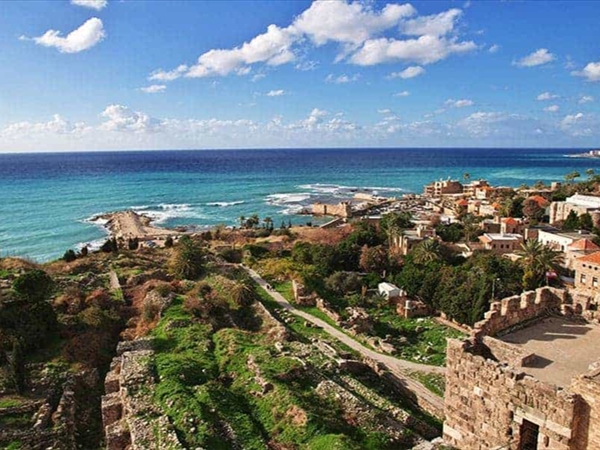 سياحة واصطياف مع فوضى الدراجات والمتسوِّلين؟