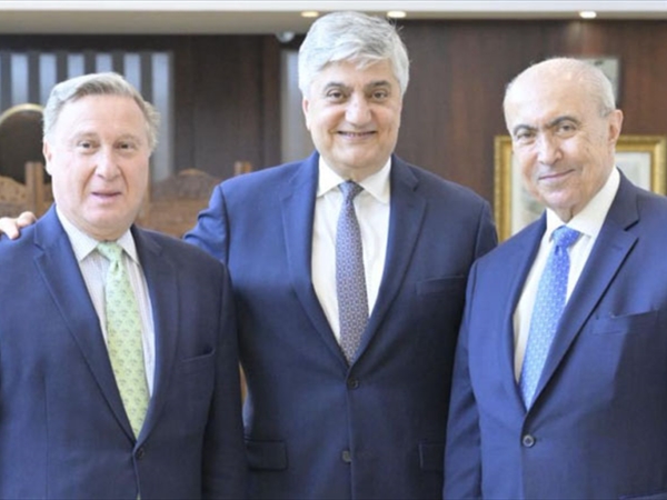 مخزومي: كل التوفيق للرئيس الجديد للجامعة الأميركية اللبنانية