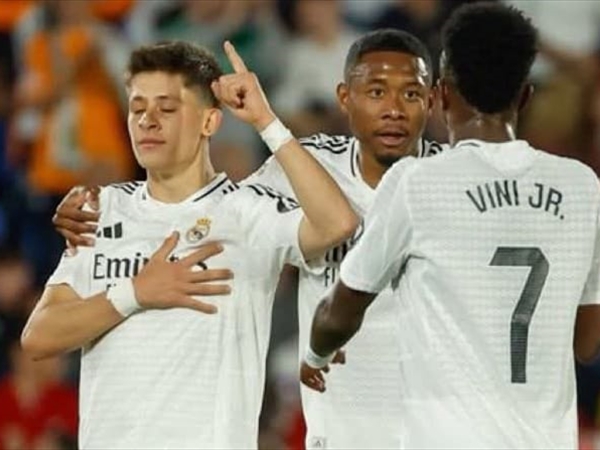 ريال مدريد يبقي الضغط على برشلونة وتتويج ليفربول مسألة ساعات