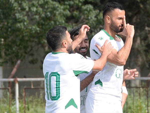 الانصار يحسم الديربي امام النجمة وفوز ثمين للراسينغ وساحق للعباسية..