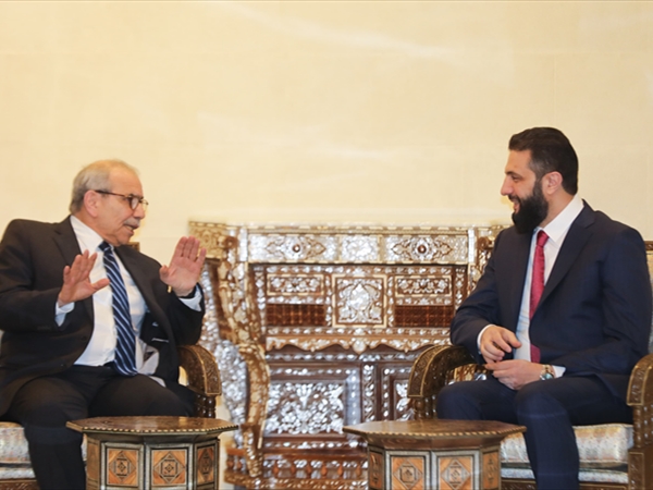 لقاء بين سلام والشرع