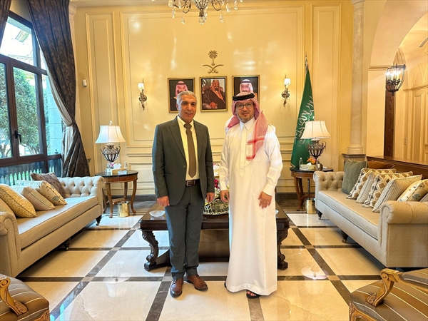 عبّود يزور السفير البخاري ويتابع شؤون طرابلسية