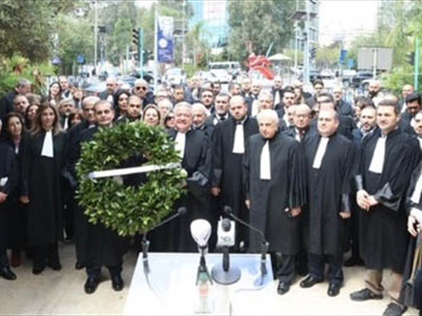 نقابة المحامين أحيت ذكرى الحرب اللبنانية بمسيرة من قصر العدل إلى المتحف