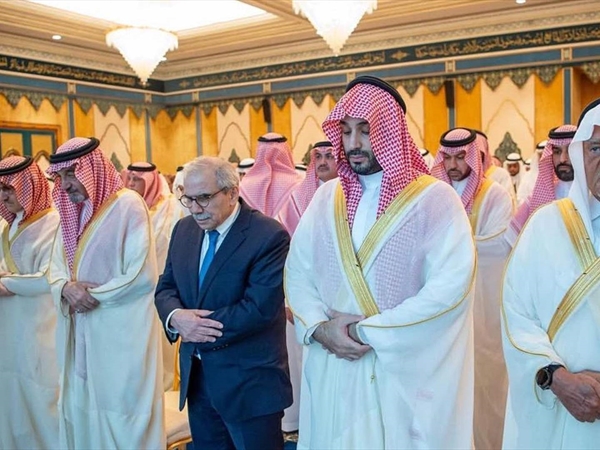 «عيدية» سعودية لكل اللبنانيين..!