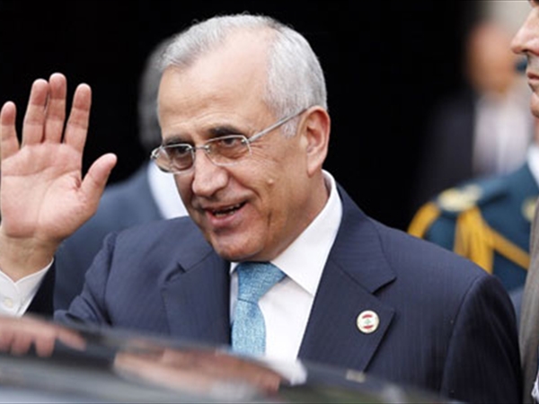 سليمان: بعد 50 عاماً من حمل السلاح غير الشرعي حان الوقت لتسليمه للدولة