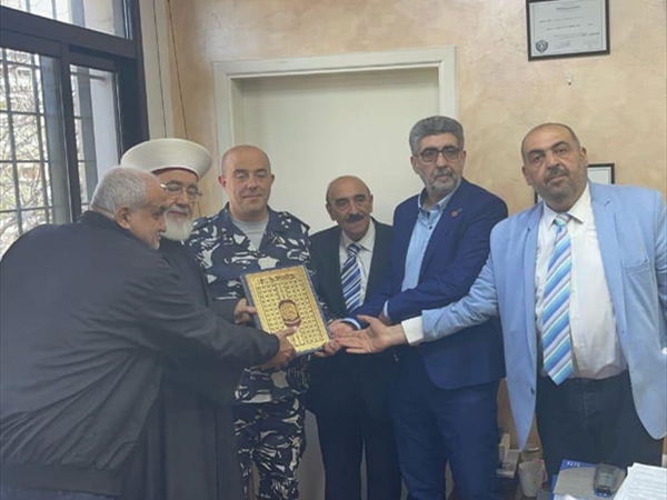 تجمُّع أهالي بيروت جال على القادة الأمنيِّين