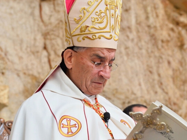 بالفيديو: بعد تعثره.. كيف هي حالة الراعي الصحية؟