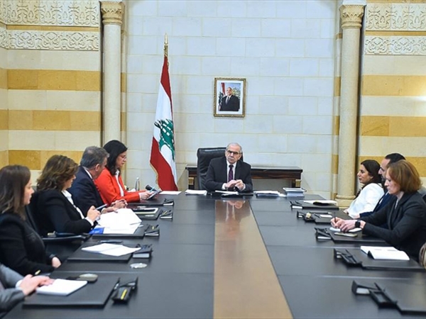 سلام يستقبل وفداً من «الـعمل الدولية» ونواباً