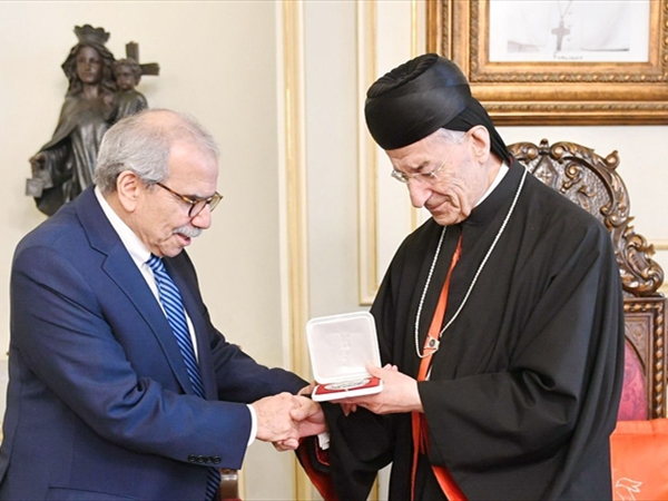 آلية قيد التداول حول السلاح.. والإحتلال يوزّع انتهاكاته بين الغارات والإشاعات