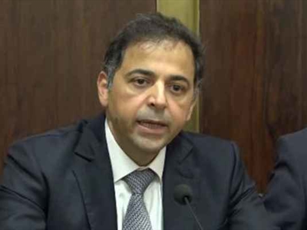 تجربة وسيم منصوري.. هل تستحق إعادة التجديد له نائباً لحاكم «المركزي»؟