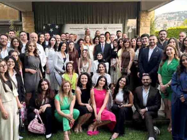 جونسون استضافت حفل الإستقبال السنوي الثاني لخرِّيجي البرامج برعاية الحكومة الأميركية