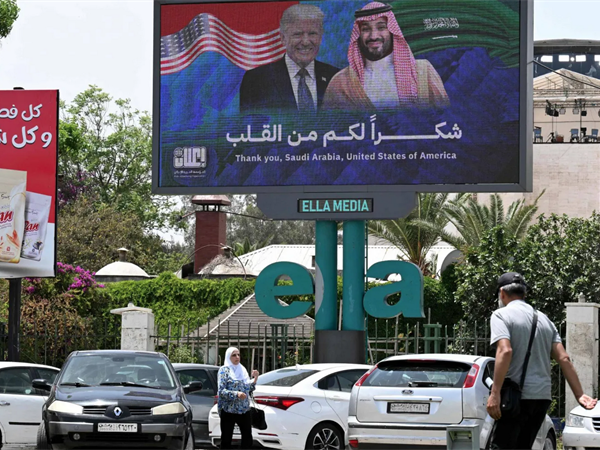 بعد ثمن رفع العقوبات عن سوريا لبنان عاجز عن أثمان سياسية