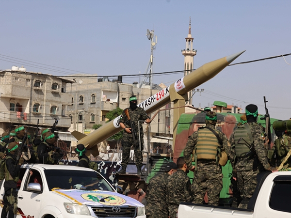لبنان يحاصر «حماس»: الطرد أو نزع السلاح