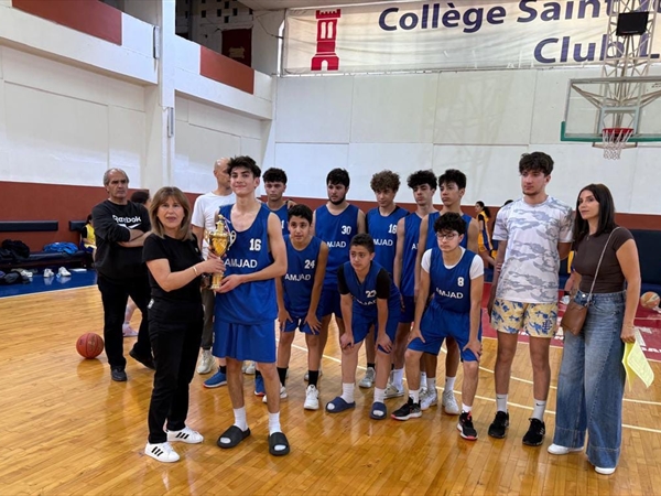 الانطونيات غزير بطلة كرة السلة المدرسية في جبل لبنان