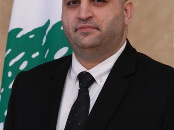 هو وهي 3-5-2025