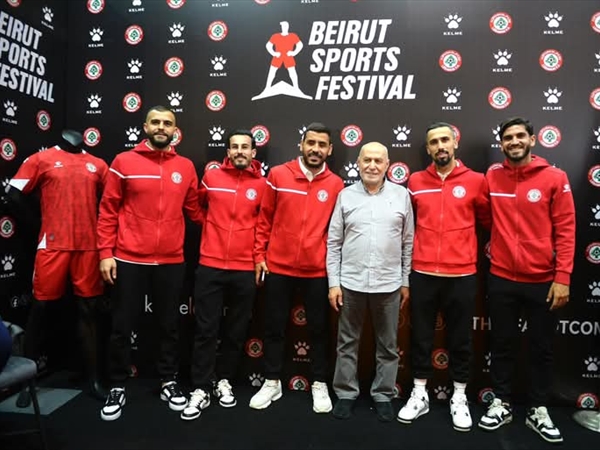 ترّقّب لحضور روبرتو كارلوس في مهرجان بيروت الرياضي