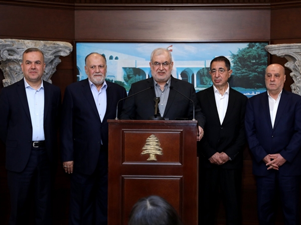 السلاح على طاولة البحث الجدّي... ومؤتمر خماسي لإعادة الإعمار