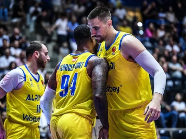 النادي الرياضي يتوج بطلاً لغربي آسيا لكرة السلة..