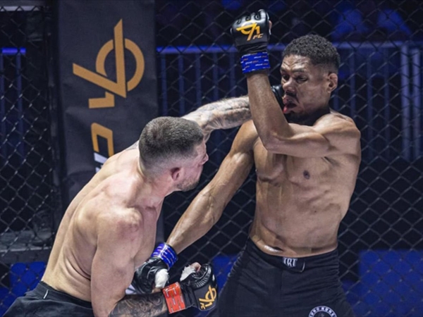 نزالات عالمية في بطولة "971" للفنون القتالية المختلطة في دبي