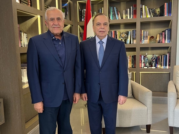 سليمان مهنئًا مارون حلو: استحقاقات كبرى تنتظر الرابطة المارونية