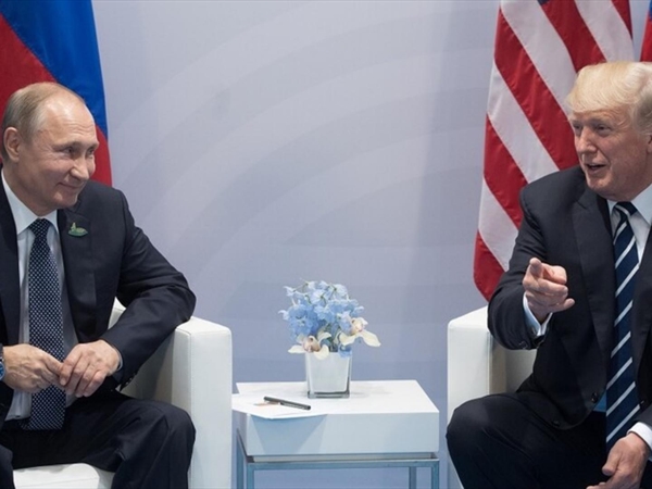 ترامب: بوتين "جنتلمان لطيف"