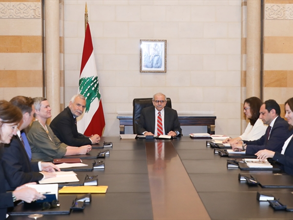 وفد اوروبي في السراي: دعم للحكومة والاصلاحات