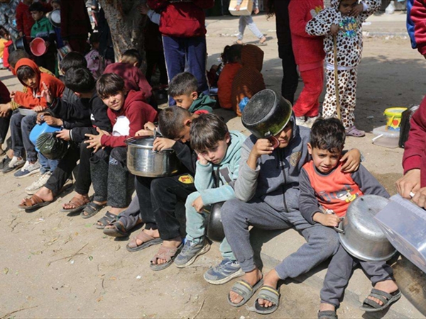 المرصد الأورومتوسطي في تقرير جديد يؤكّد: سكان غزة مهدَّدون بمجاعة وشيكة بفعل الحصار الخانق