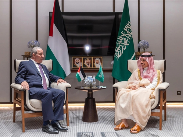 وزير الخارجية السعودي يزور الضفة غداً