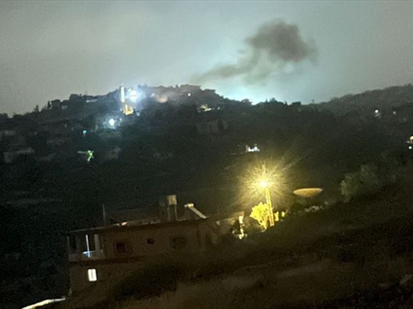 العدو الإسرائيلي يغير على جرافة ويوقع شهيداً ويستهدف منزلاً جاهزاً في حولا بثلاث غارات