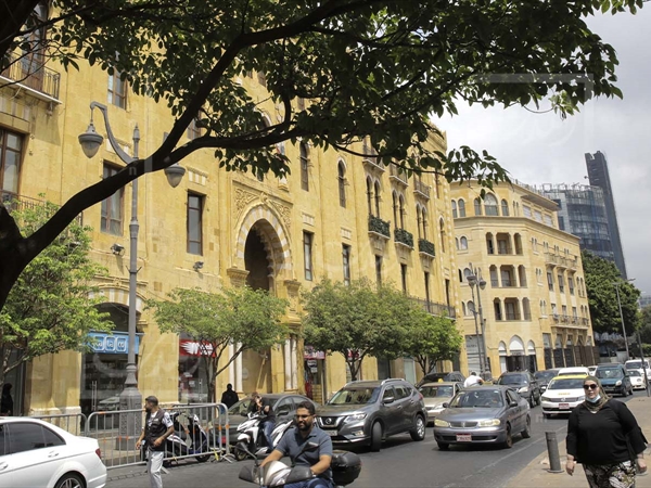 عيني يا عيني على بيروت؟!