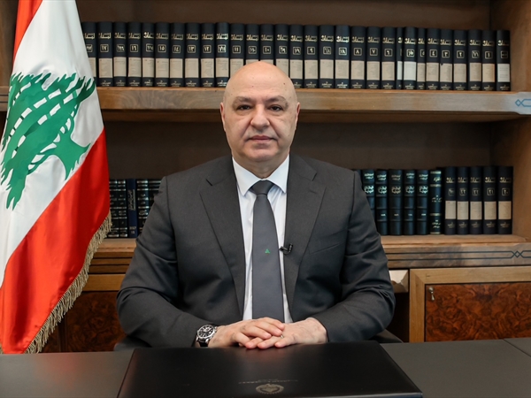 عون: سنواصل النضال من أجل لبنان العدالة والمساواة