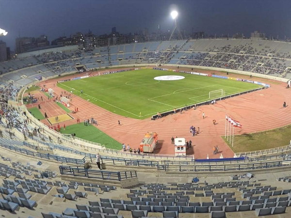 شعارات مرفوضة على مدرج المدينة الرياضية.. بيان إستنكاري لحزب الله!