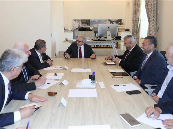 اجتماع لبناني -فلسطيني يبحث في سلاح المخيمات.. وسلام يؤكد ضرورة الإسراع بالخطوات العملية