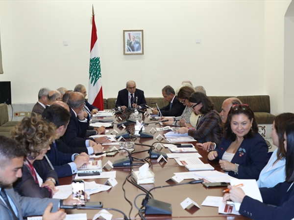 سلام ترأس اجتماعاً خُصّص لصندوق تعافي لبنان: دعم البنك الدولي خطوة أساسية في إعادة الإعمار