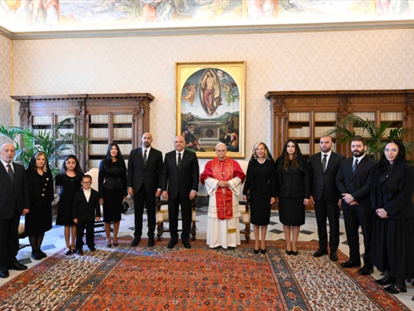 عون قطع زيارته للفاتيكان وتبلّغ من البابا وقوفه مع لبنان: لإستمرار الدعم الدولي لتثبيت دعائم الاستقرار والدولة العادلة