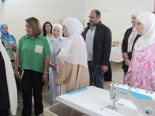 بهية الحريري تفقدت دورات «التدريب المهني» و«أناملنا» و«سيسكو»  في مؤسسة الحريري