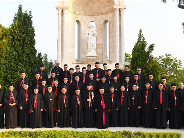 الراعي: لبنان «الدعوة والرسالة» أمام مفترق طرق والأموال تُصرف على السلاح والشعوب تموت جوعاً