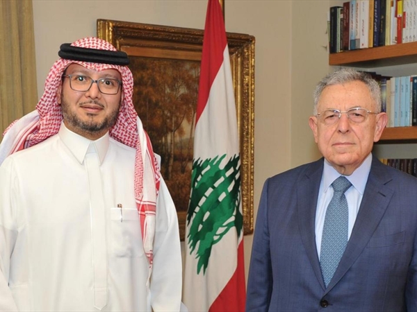 السنيورة عرض مع البخاري لآخر المستجدات