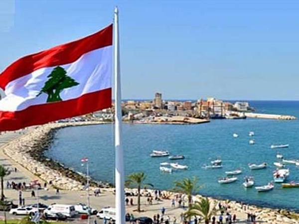 حفلة «تمسيح الجوخ»!