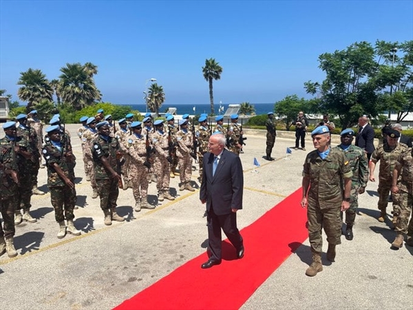 وزير الدفاع من الناقورة: لتجديد ولاية "اليونيفيل" من دون أي تعديل