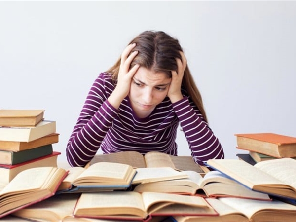 كيف تواجه قلق الإمتحان وتتحضَّر له؟