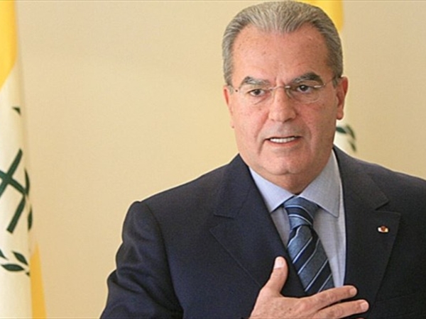 وديع الخازن: قرار زيادة أسعار المحروقات مخالفة صريحة للدستور