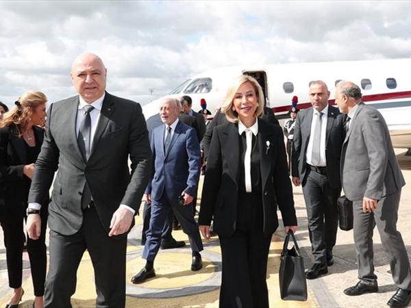 عون وصل إلى روما ويلتقي البابا وبارولين في الفاتيكان: لا خوف على لبنان في ظل تمسّك الطاقات اللبنانية بوطنها