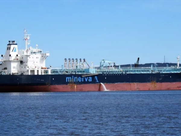 إذن بتفريغ حمولة «Minerva Antonia» بعد تأكيد مطابقة الفيول لمواصفات وزارة الطاقة