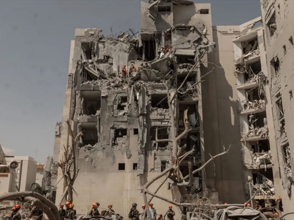 وقف الحرب بين إسرائيل وإيران وترامب يرفض خروقات وقف النار