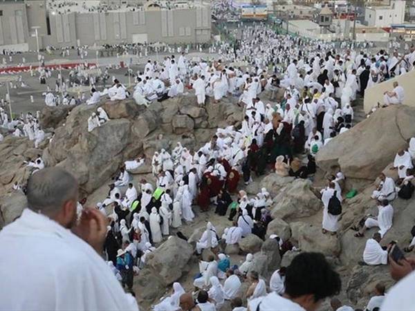 عشية الوقوف على عرفة: تطور نوعي في أداء المناسك