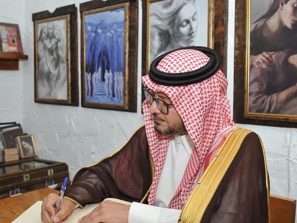 بخاري يجول في متحف جبران خليل جبران: نثق بعودة لبنان رسالة تعايش وحوار