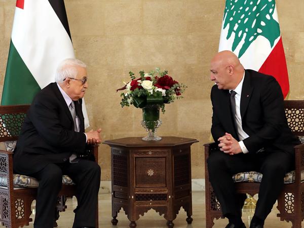 من يحرِّض بعض المجموعات الفلسطينية ضد الدولة؟